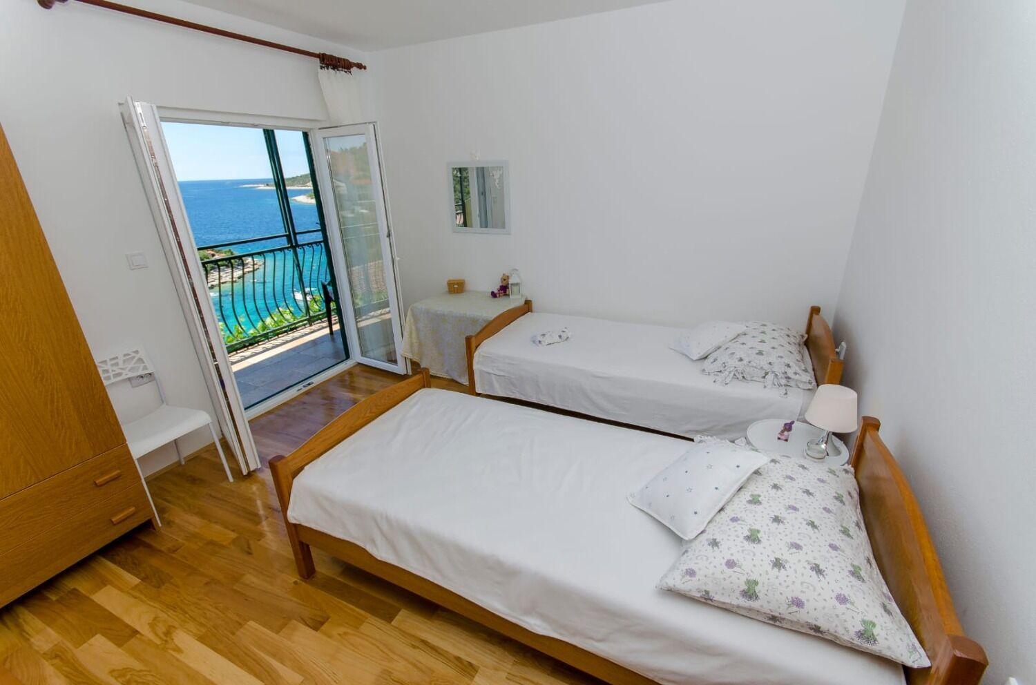 Apartments Bosiljka - By The Sea Sevid Exterior photo